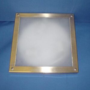 Modelo: 45/084/B2/3/2XE27